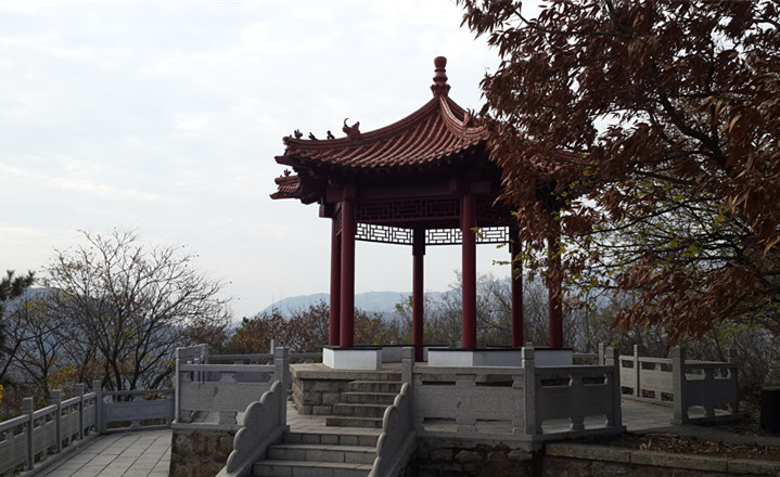 连云港孔望山旅游景区离连云港连岛景区和海上云台山景区有多远？怎么走？